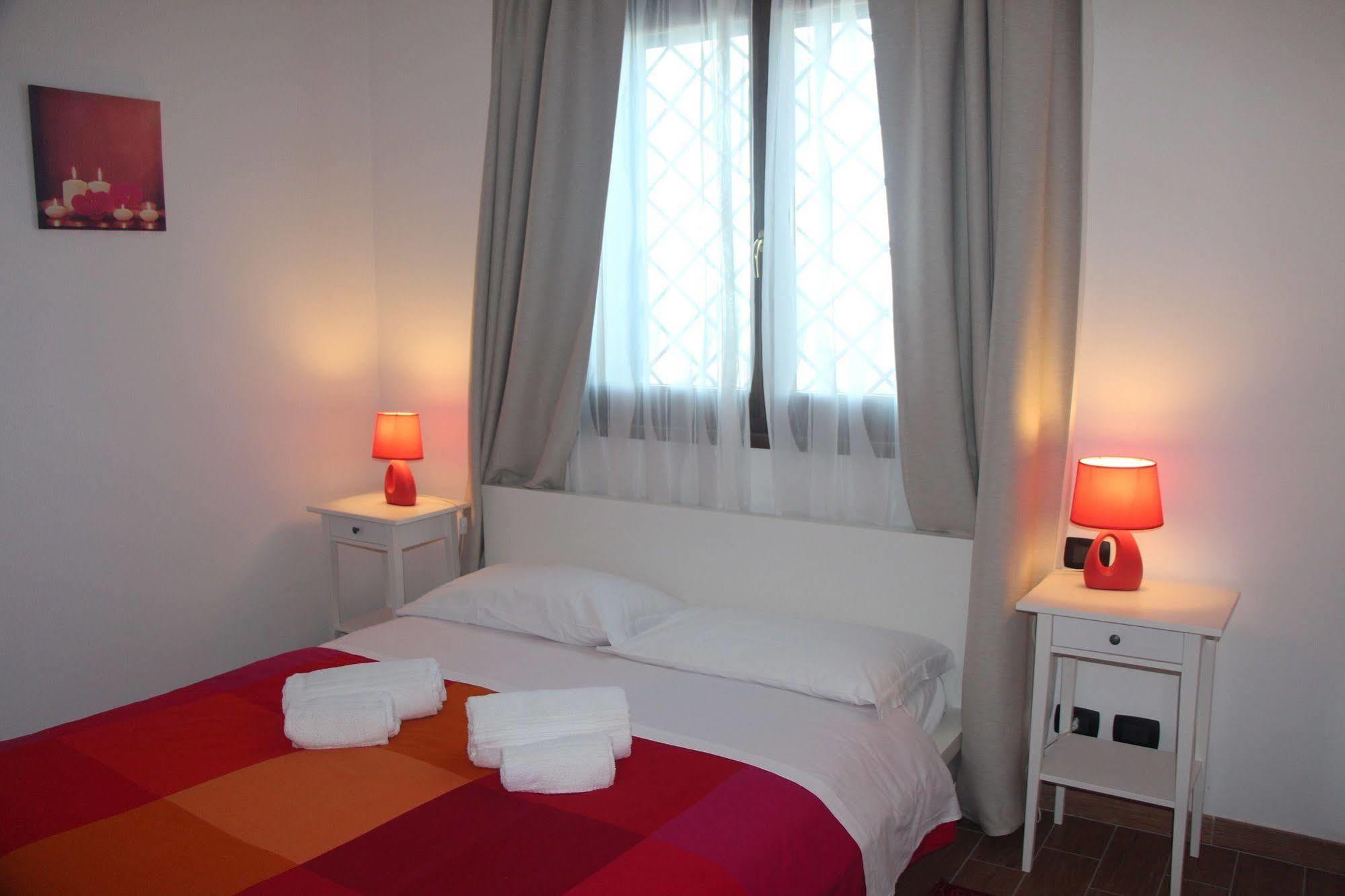 B&B La Terrazza Di ฟรัสกาตี ภายนอก รูปภาพ